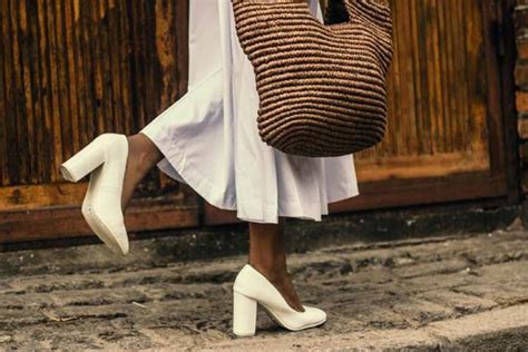 Düşük Bütçeyle Şık Görünme Rehberi: Moda Trendlerine Uygun Ekonomik Seçenekler Düşük Bütçeyle Şık Görünme Rehberi: Moda Trendlerine Uygun Ekonomik Seçenekler